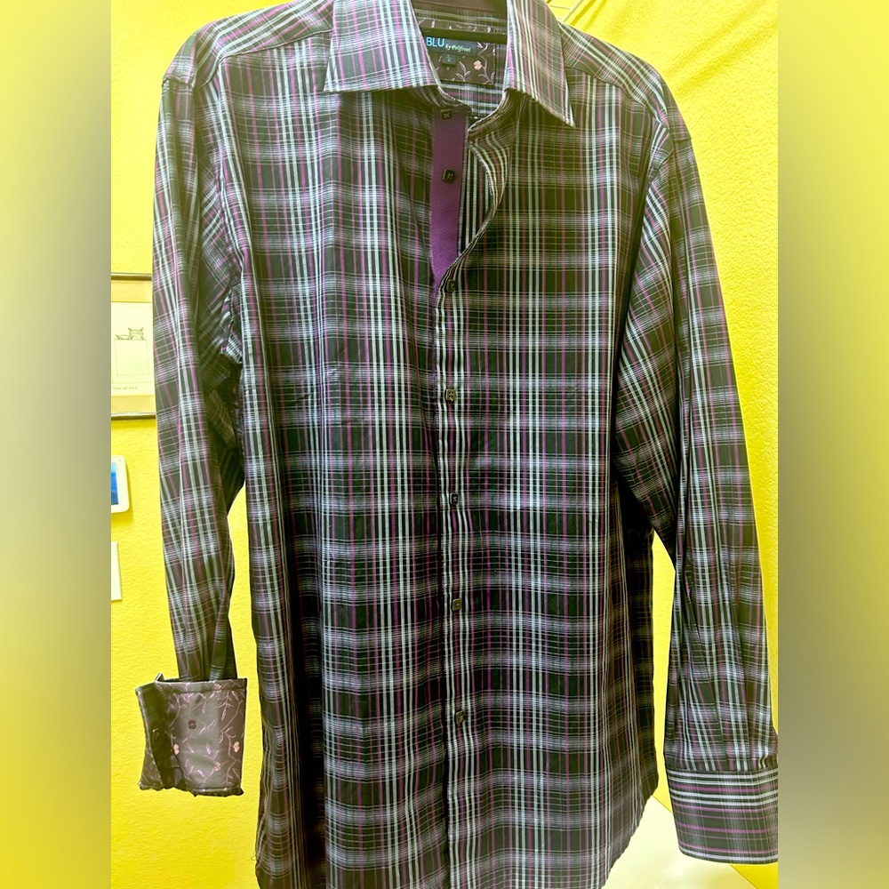 Mens Blu by Polifroni shirt with contrasting cuff lining. In very good condition